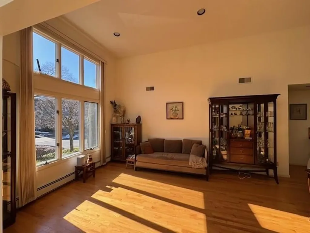 32 Luzon Avenue Providence RI 02906