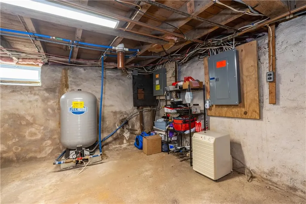 760 Cowesett Road Warwick RI 02886