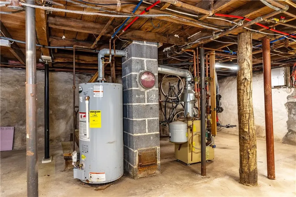 760 Cowesett Road Warwick RI 02886