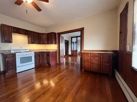 6 Chilton Street Bristol RI 02809