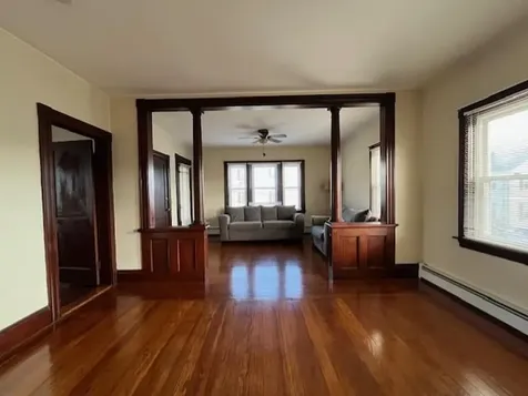 6 Chilton Street Bristol RI 02809