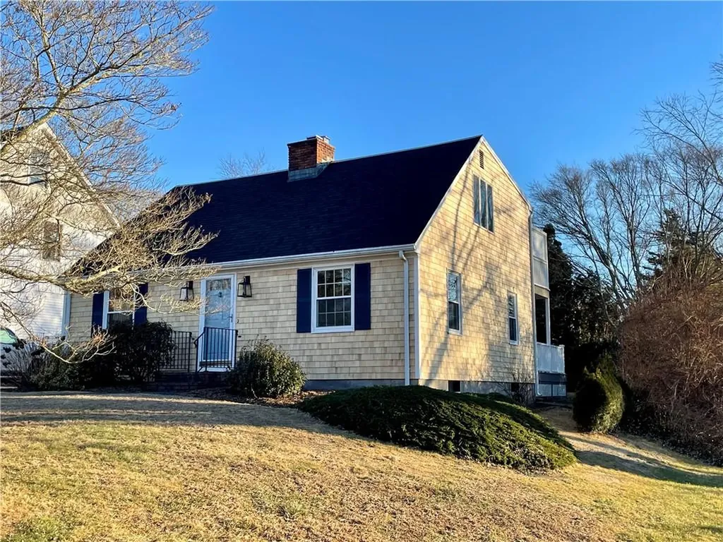 77 Mast Street Jamestown RI 02835