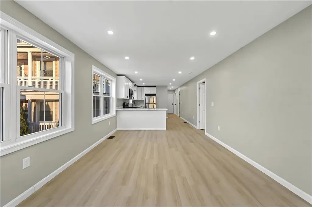 22 Burnside Street Providence RI 02905