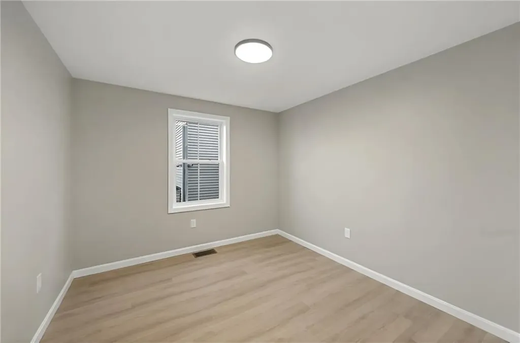 22 Burnside Street Providence RI 02905