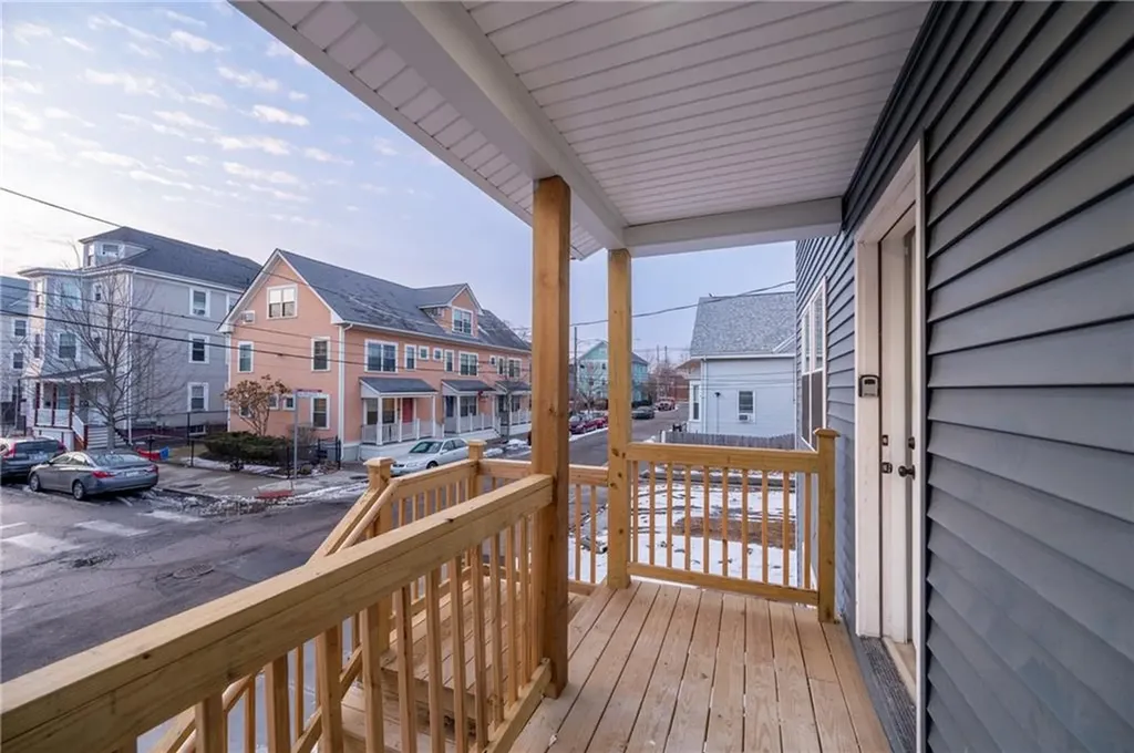 22 Burnside Street Providence RI 02905