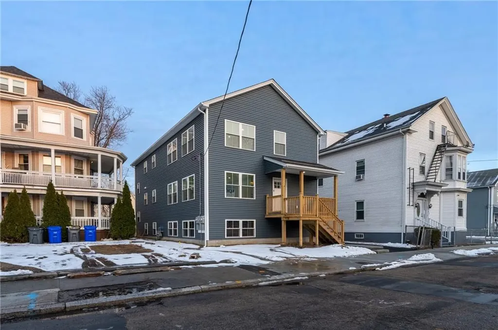 22 Burnside Street Providence RI 02905