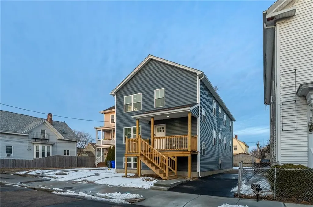 22 Burnside Street Providence RI 02905
