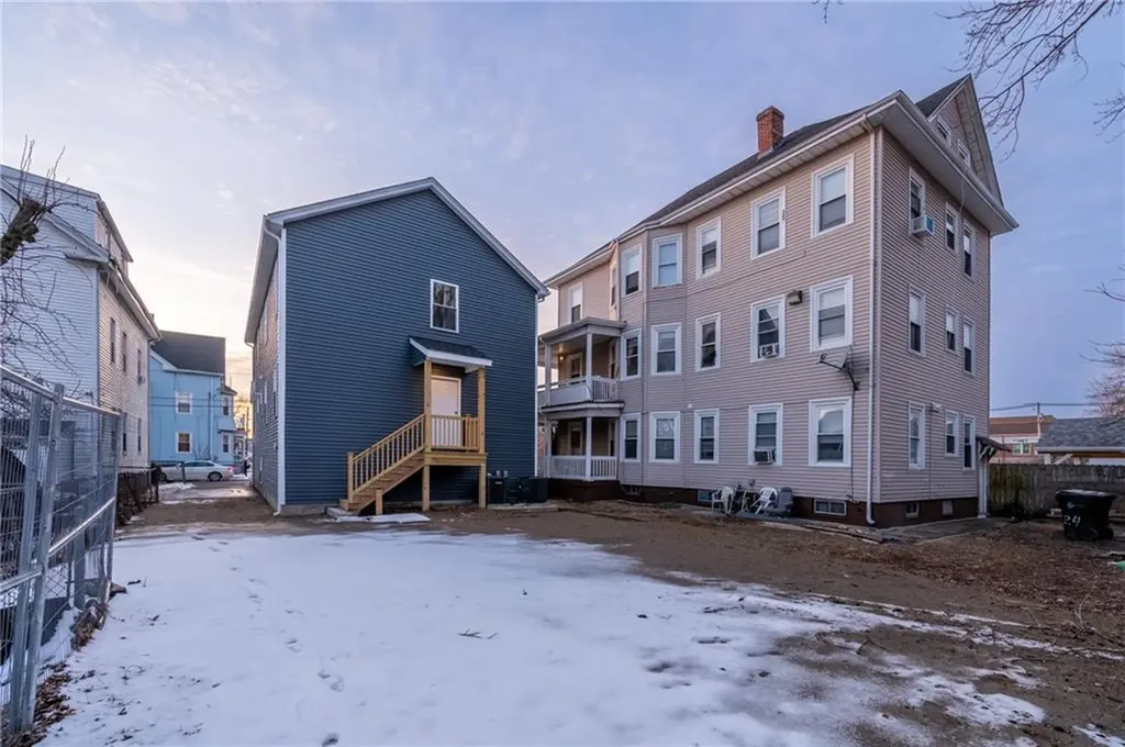 22 Burnside Street Providence RI 02905