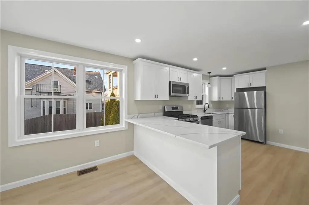 22 Burnside Street Providence RI 02905