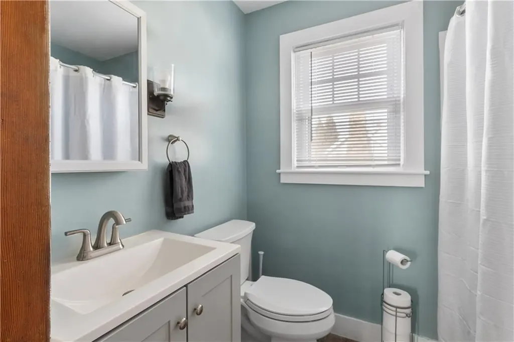 89 Sand Hill Cove Road Narragansett RI 02882