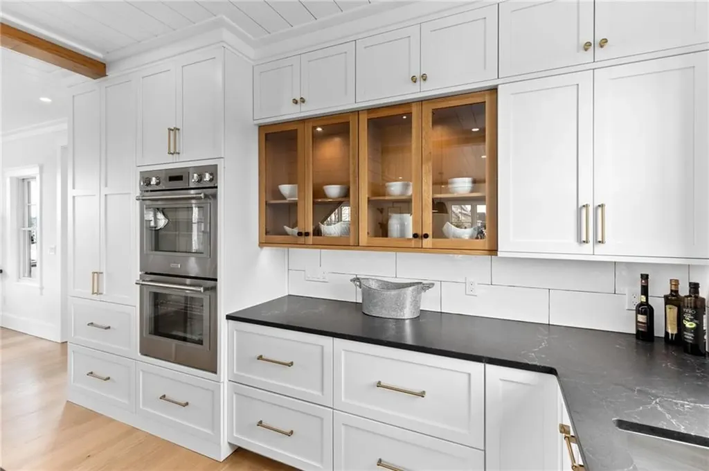 15 Lewis Drive Middletown RI 02842