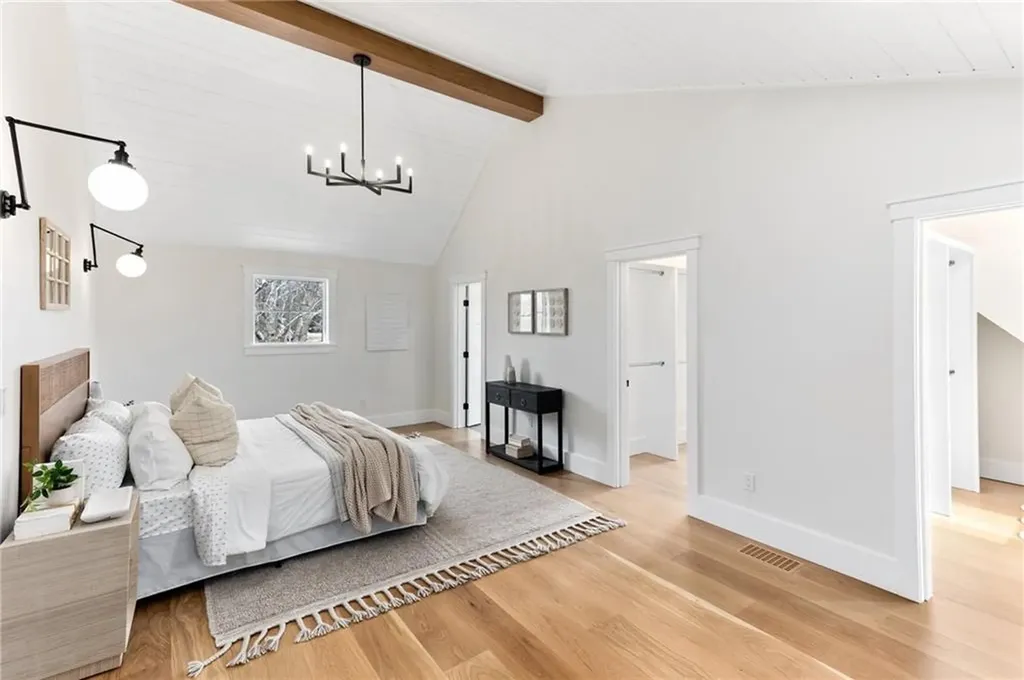 15 Lewis Drive Middletown RI 02842