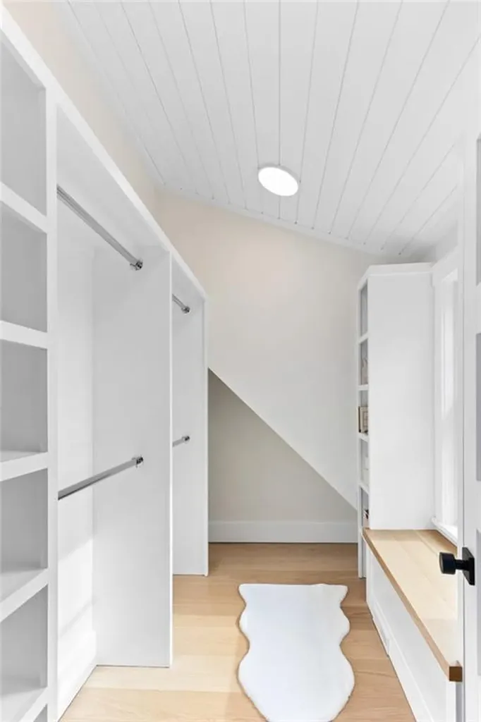 15 Lewis Drive Middletown RI 02842