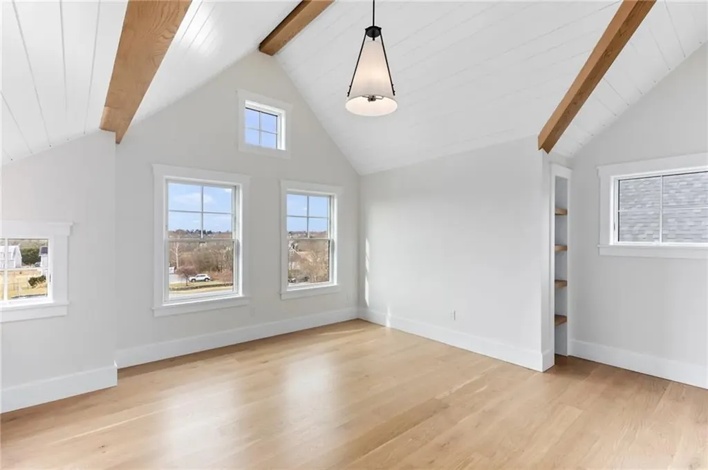 15 Lewis Drive Middletown RI 02842