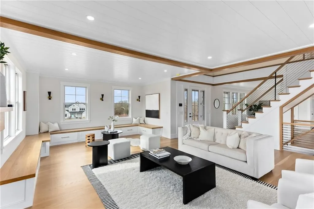 15 Lewis Drive Middletown RI 02842