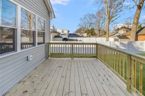 125 Brush Neck Avenue Warwick RI 02889