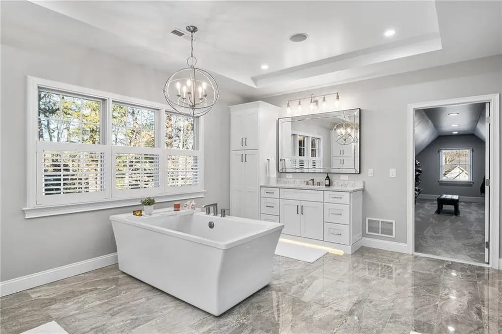 30 Lenihan Lane East Greenwich RI 02818