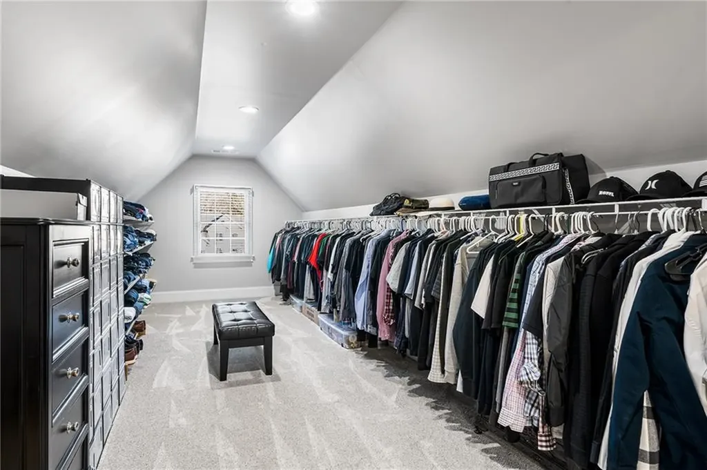 30 Lenihan Lane East Greenwich RI 02818