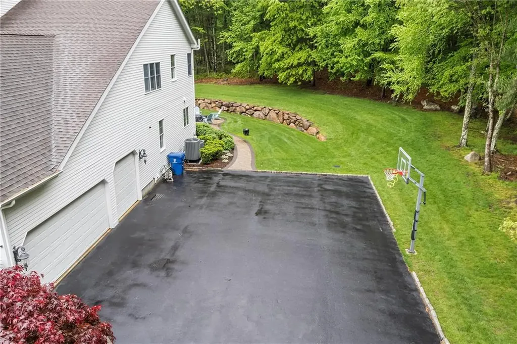 30 Lenihan Lane East Greenwich RI 02818