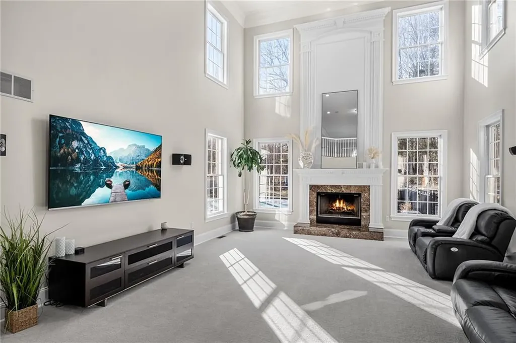 30 Lenihan Lane East Greenwich RI 02818