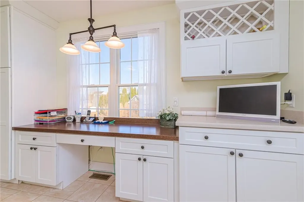 46 Third Avenue Charlestown RI 02813