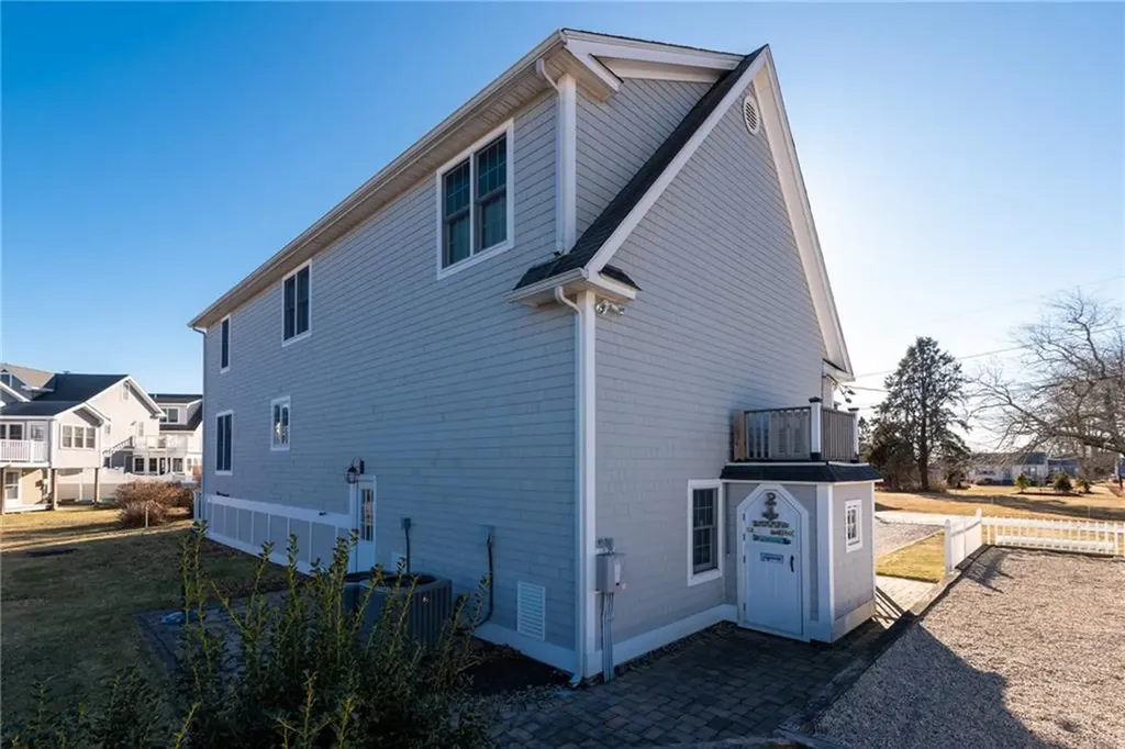 46 Third Avenue Charlestown RI 02813