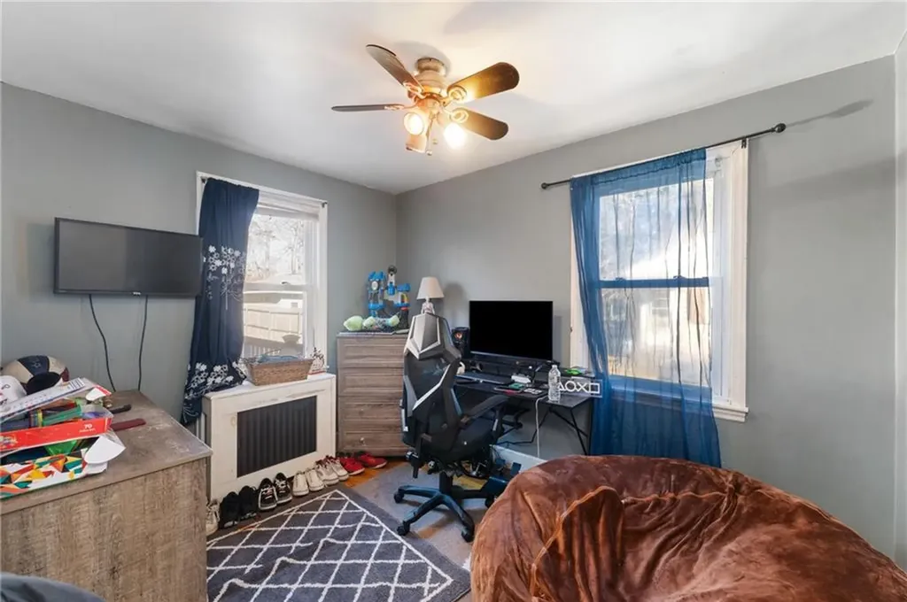 136 Beech Avenue Tiverton RI 02878