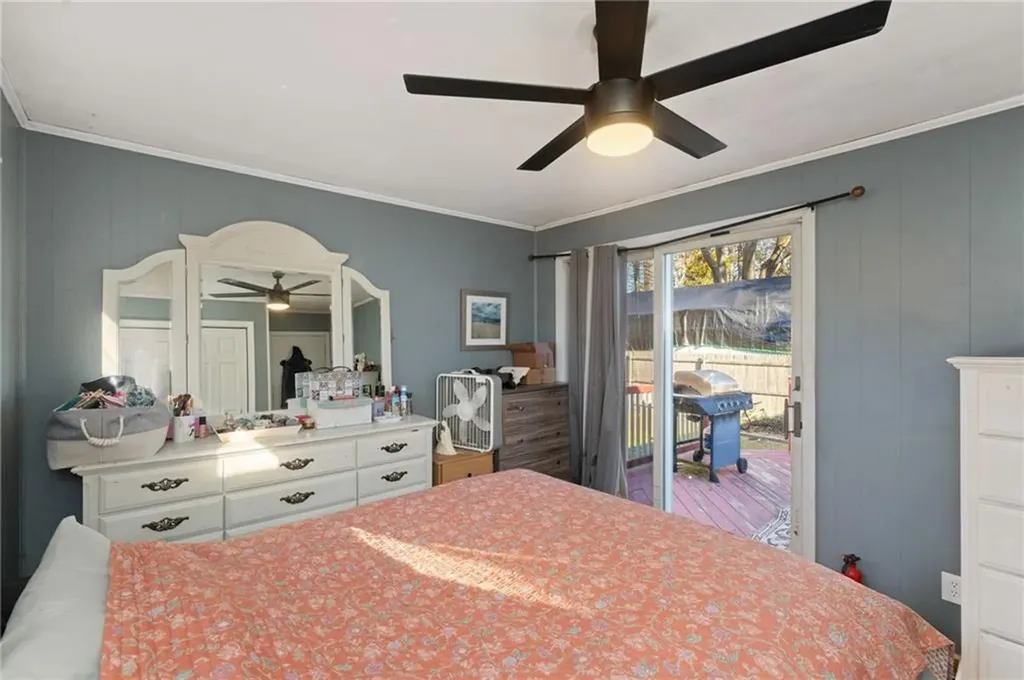136 Beech Avenue Tiverton RI 02878