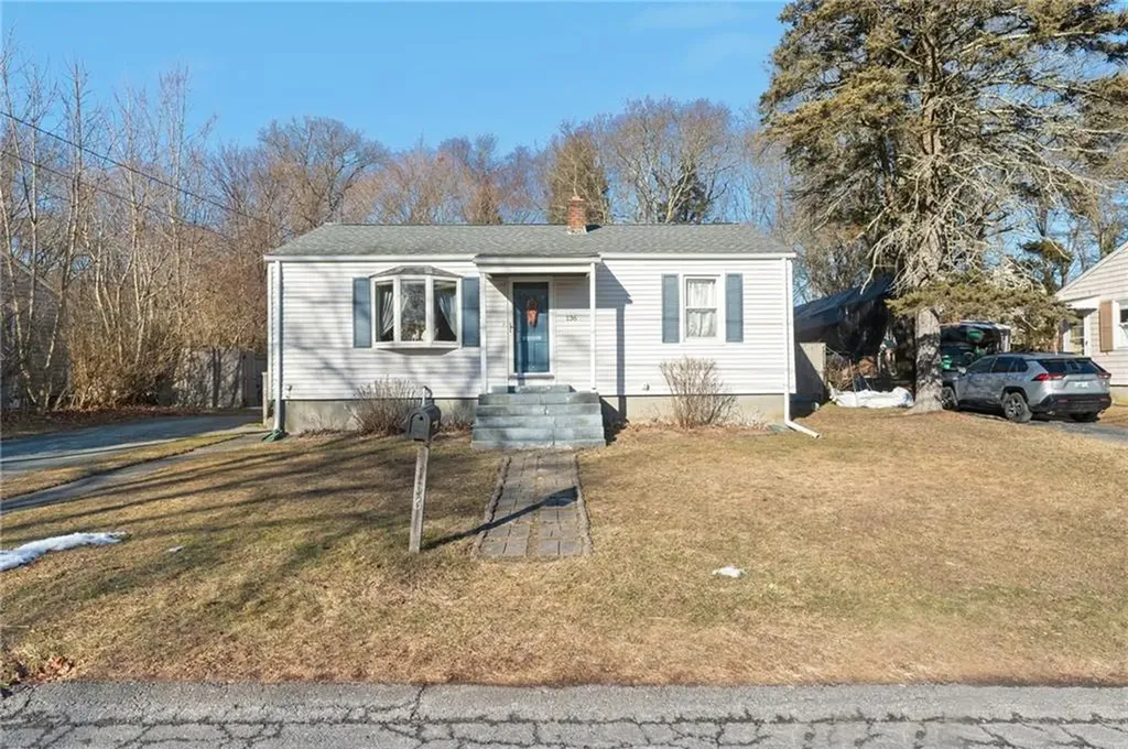 136 Beech Avenue Tiverton RI 02878