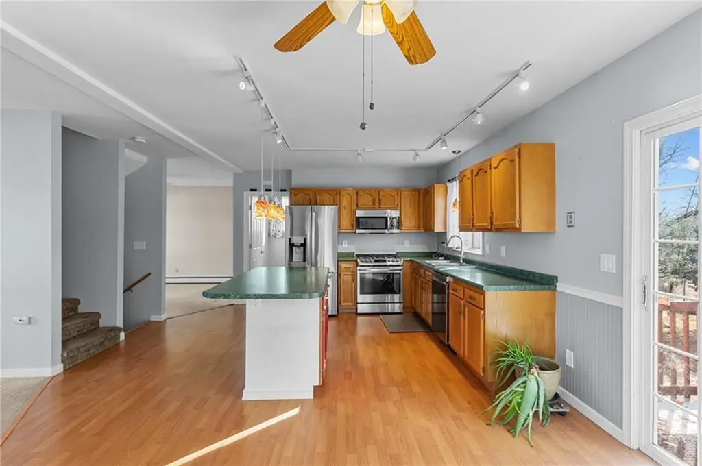 4 Cobble Hill Road Lincoln RI 02865