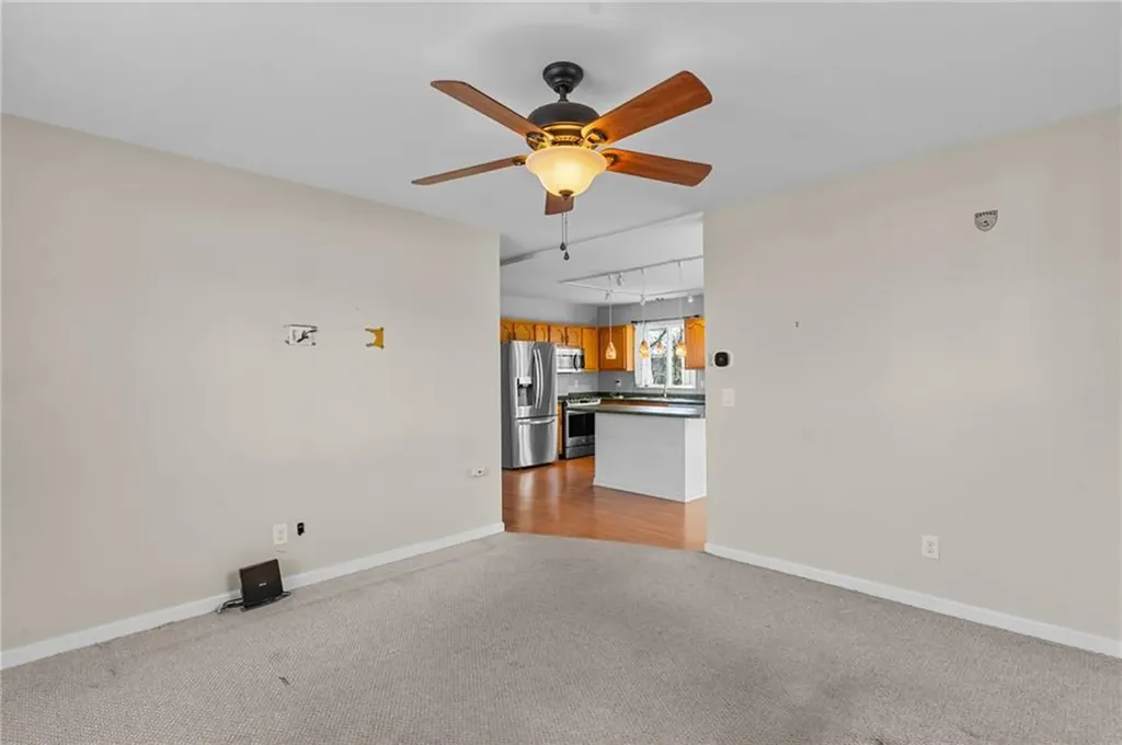 4 Cobble Hill Road Lincoln RI 02865