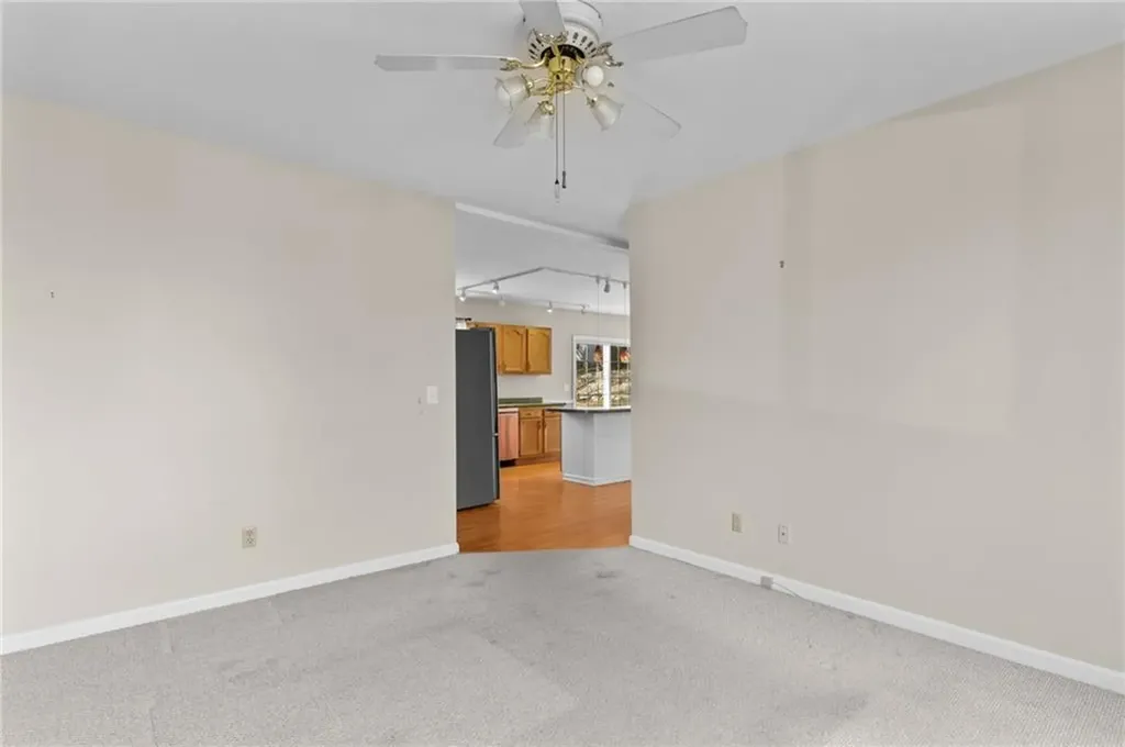 4 Cobble Hill Road Lincoln RI 02865