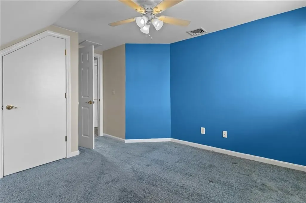 4 Cobble Hill Road Lincoln RI 02865