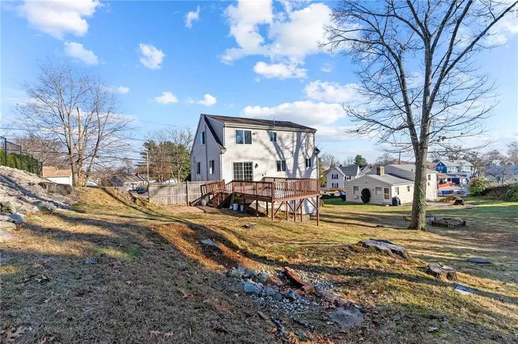 4 Cobble Hill Road Lincoln RI 02865