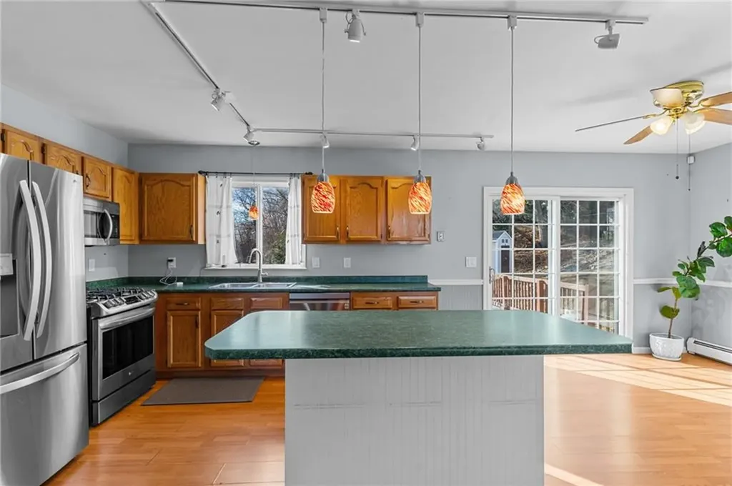 4 Cobble Hill Road Lincoln RI 02865