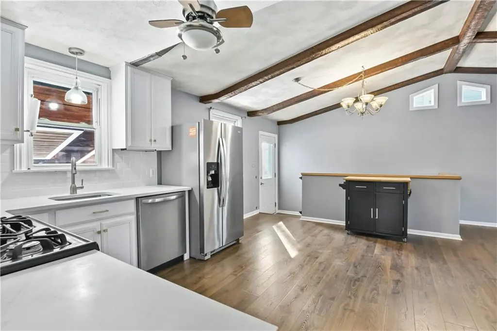 100 Park View Boulevard Cranston RI 02910