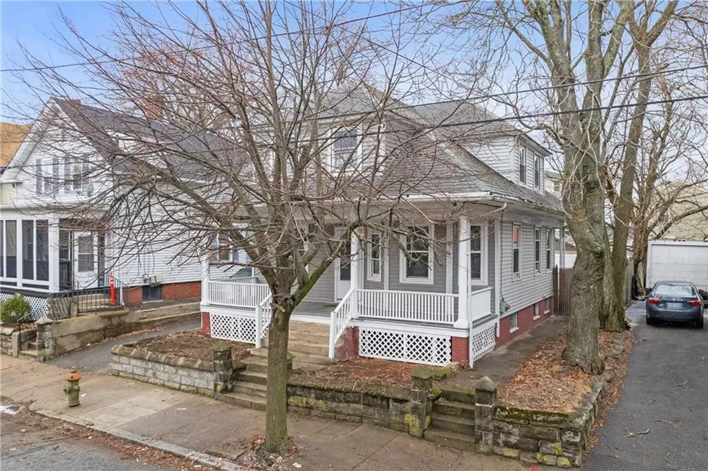 155 Briggs Street Providence RI 02905