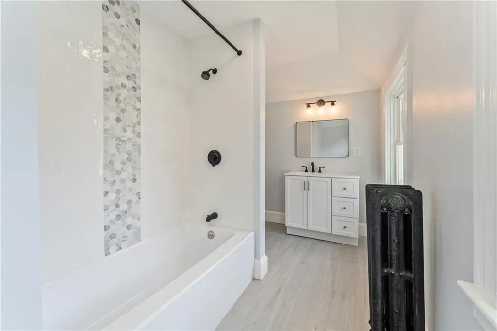 155 Briggs Street Providence RI 02905