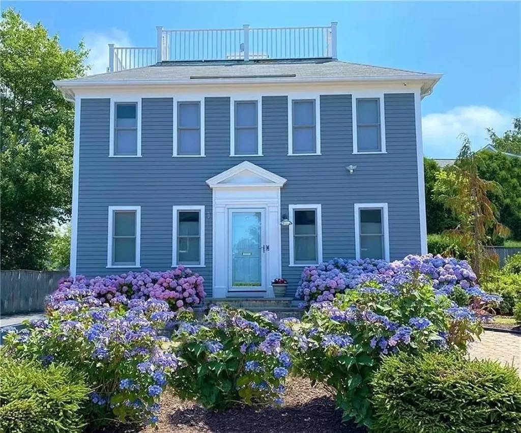 6 Boss Court Newport RI 02840
