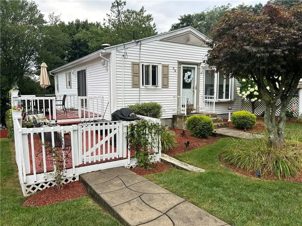 26 Grove Avenue Johnston RI 02919