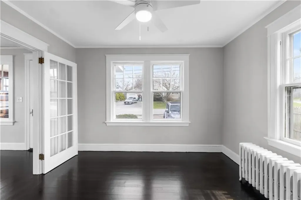 46 Sherman Lane Middletown RI 02842