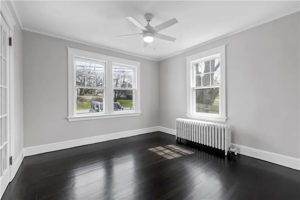 46 Sherman Lane Middletown RI 02842