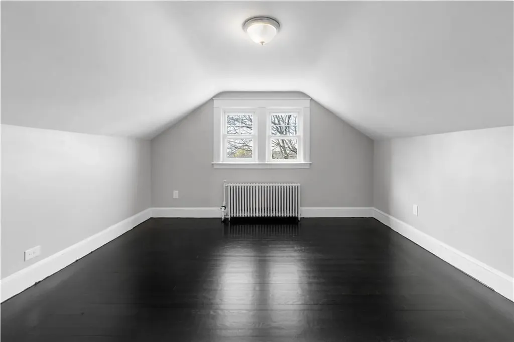 46 Sherman Lane Middletown RI 02842