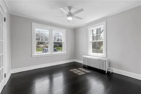 46 Sherman Lane Middletown RI 02842