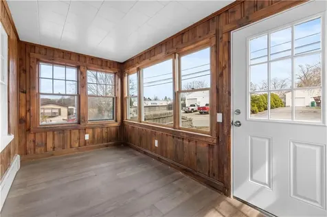 46 Sherman Lane Middletown RI 02842