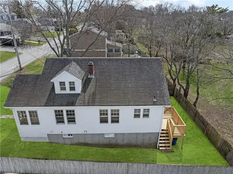 46 Sherman Lane Middletown RI 02842