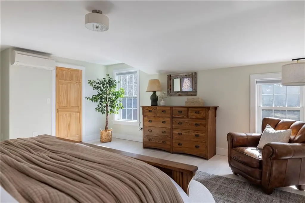 26 Wild Goose Road South Kingstown RI 02879