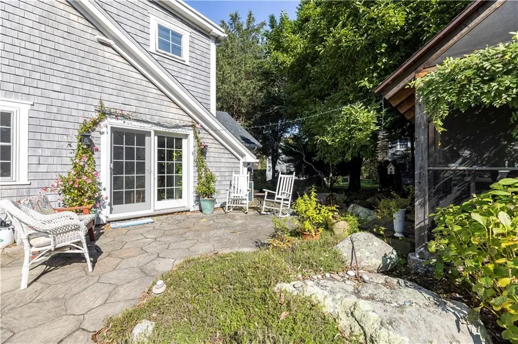 26 Wild Goose Road South Kingstown RI 02879