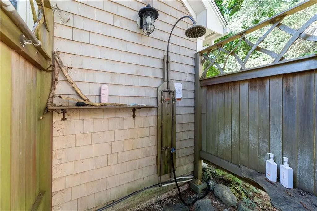 26 Wild Goose Road South Kingstown RI 02879