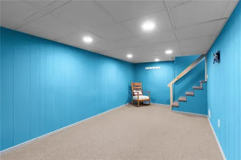 101 2nd Avenue Warwick RI 02888